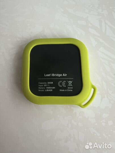 Lеef iВridge Аir 32Gb (чеpно-cepeбpиcтый)