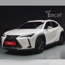 Lexus UX 2.0 CVT, 2020, 58 000 км, с пробегом, цена 2 700 000 руб.