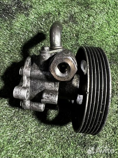 Насос гур Ford Fusion 1.4