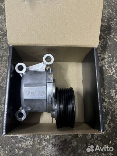 Натяжитель ремня приводного Форд Фокус 2004 2012