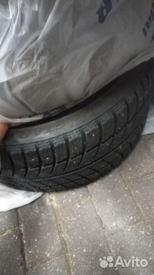 Landsail Ice Star IS33 22/40 R18