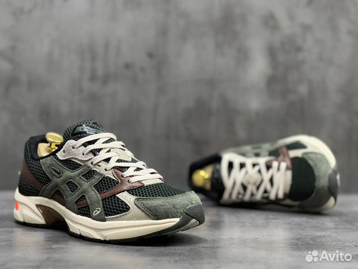 Кроссовки Asics GEL 1130 hal studios