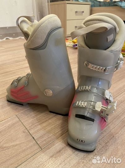Горнолыжные ботинки
