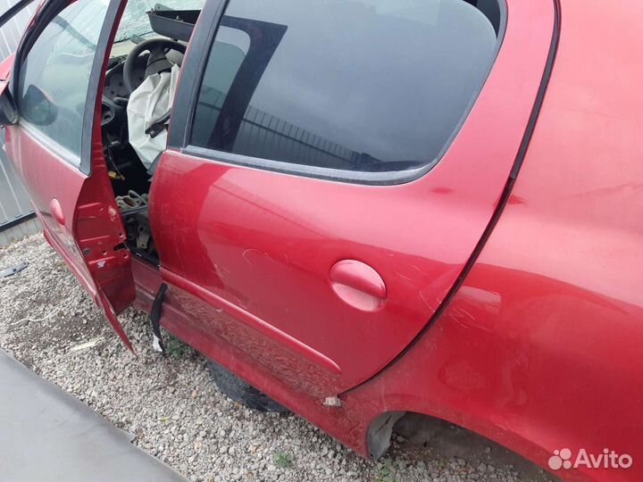 Peugeot 206/307 в разборе