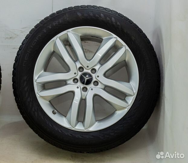 R20 Nokian Tyres Hakkapeliitta 9 SUV 275/50, PCD 5x112 DIA 66.6