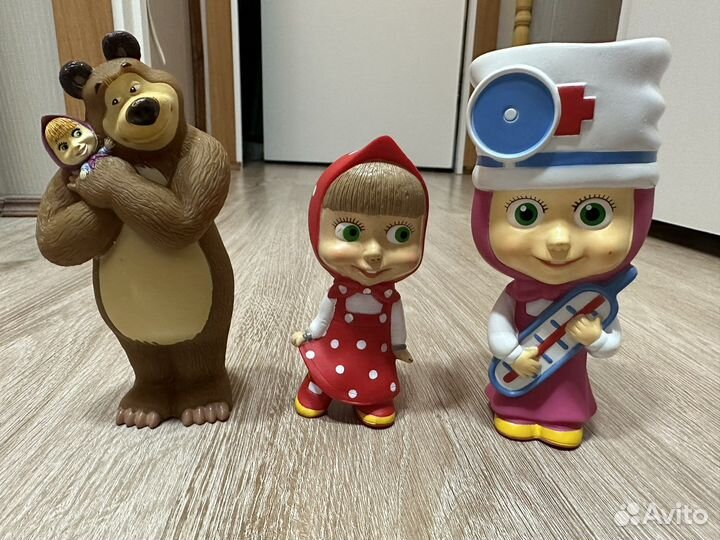 Игрушка Маша Медведь