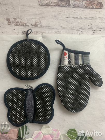 Набор прихваток в стиле пэчворк