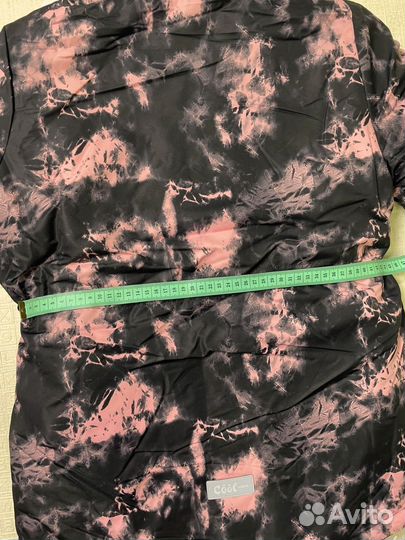 Зимняя куртка для девочки новая 158 размер