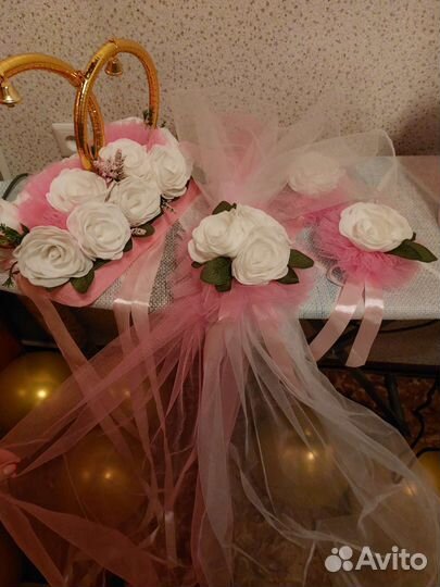 Свадебные украшения на автомобиль