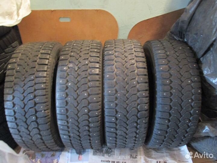 Yokohama IceGuard Stud IG65 195/60 R15