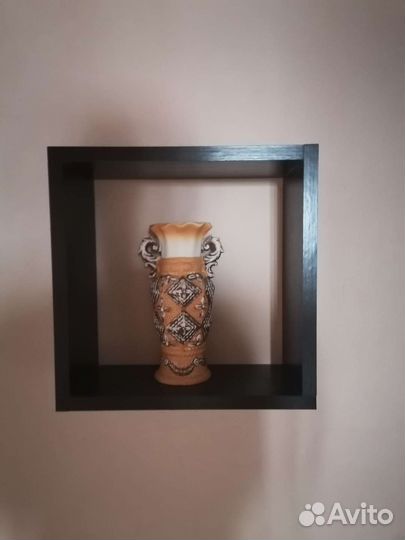 Полочка настенная