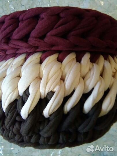 Шкатулка вязаная