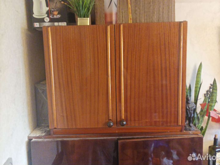 Тумба-антресоль