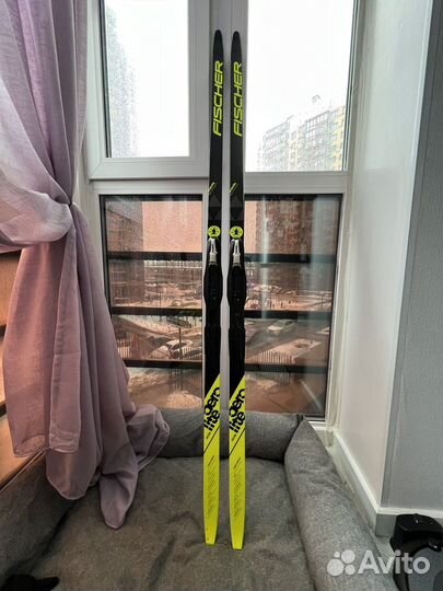 Беговые лыжи Fisher Aerolite