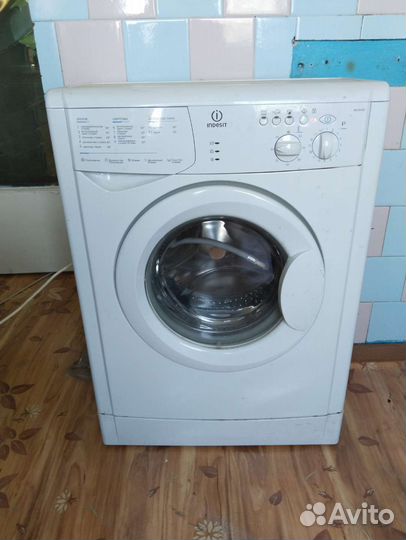 Стиральная машина indesit