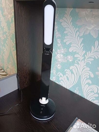 Лампа настольная