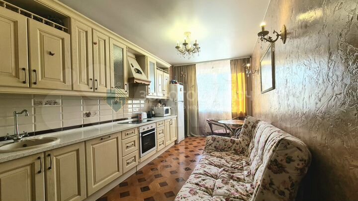 2-к. квартира, 76,6 м², 1/3 эт.