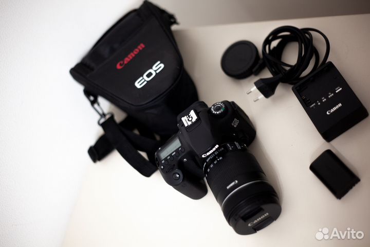 Фотоаппарат Canon EOS 60D с объективом 18-135 мм