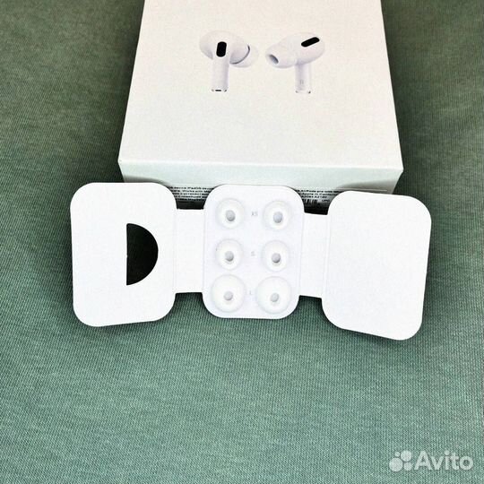 AirPods Pro 2: Музыка в каждом движении