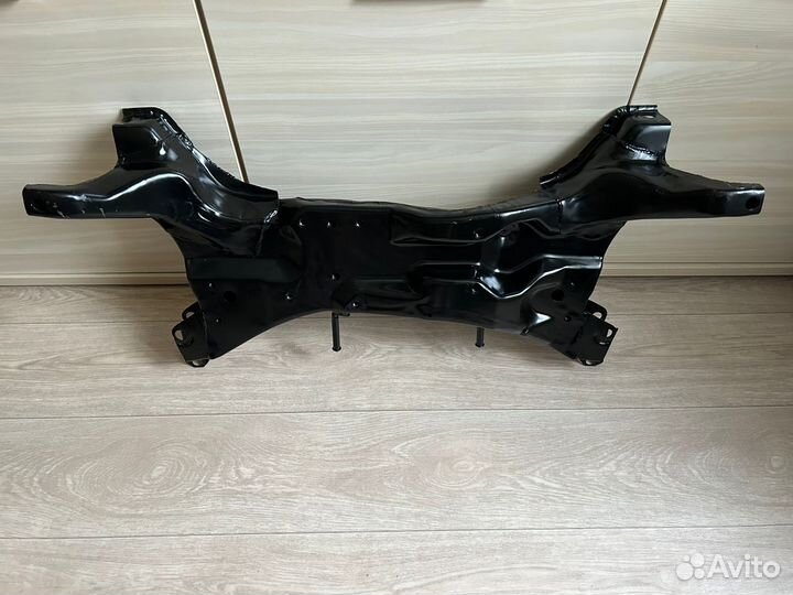 Подрамник передний Mitsubishi Lancer 9