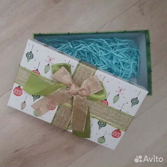 Коробка подарочная