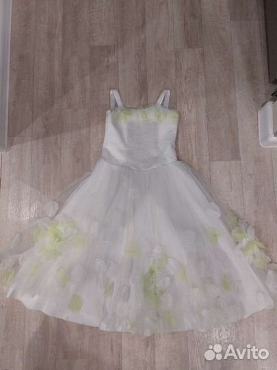 Платье праздничное для девочки 116 122 128