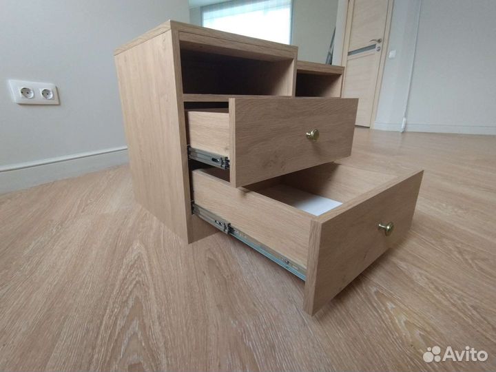 Тумба прикроватная