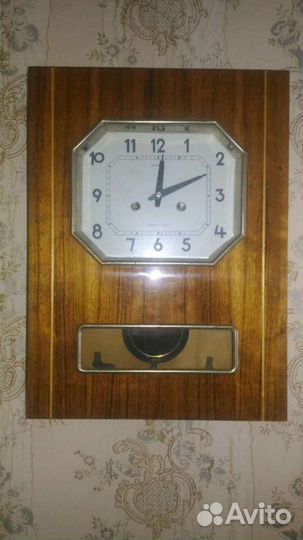 Часы Янтарь с боем,часовым и полу часовым 162чмс
