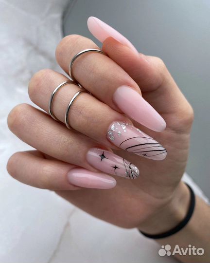 Мастер маникюра