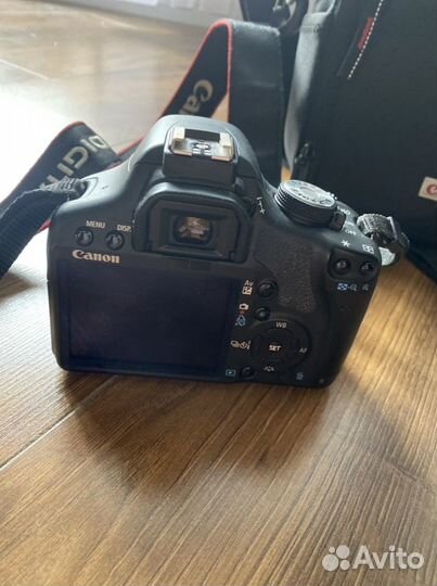 Зеркальный фотоаппарат Canon EOS 500D