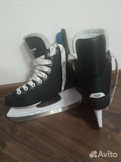 Коньки хоккейные 37 размер