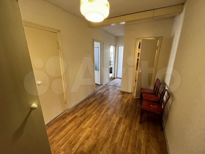 2-к. квартира, 63 м², 3/9 эт.