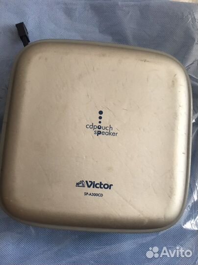 Кейс для дисков плюс колонка JVS/victor SP-A300CD