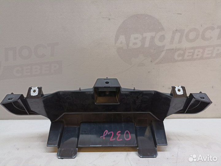 Кронштейн Volkswagen Touareg 7L AXQ 2006