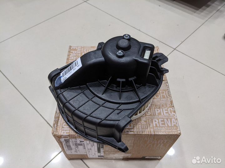 Мотор отопителя master III / kangoo II