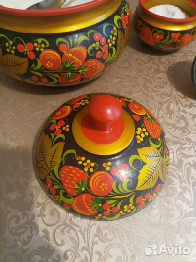 Набор посуды хохлома
