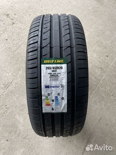 Westlake SA37 265/45 R20 108W