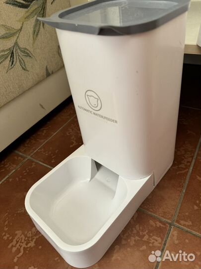 Автокормушка для кошек, собак и других животных