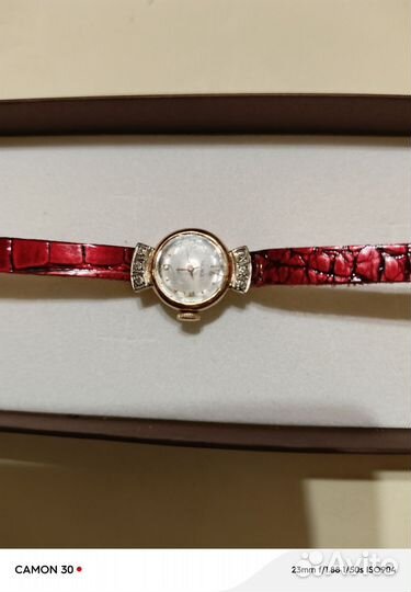 Золотые часики женские 585пр 