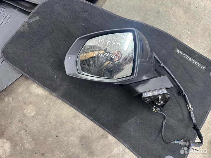 Зеркало левое Audi Q7 2020