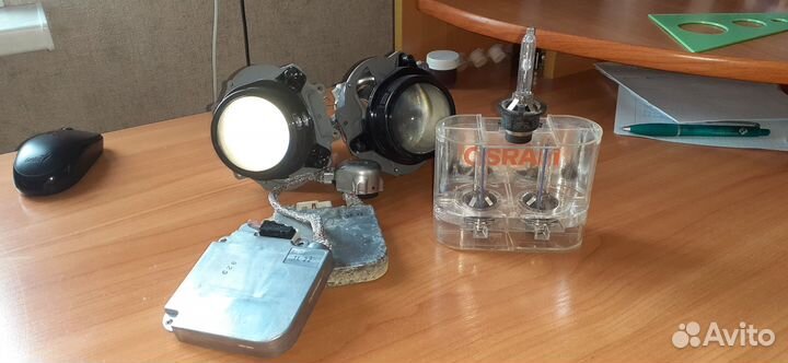 Ксеноновые лампы d4s osram 2шт, Philips 1шт