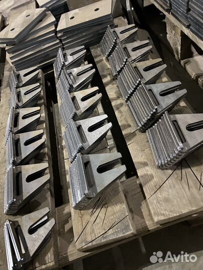 Гибка листового металла чпу до 3 метров