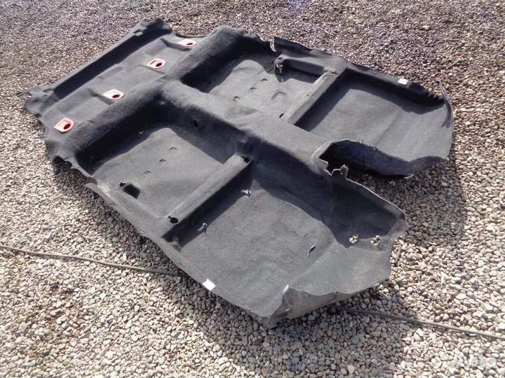 Ковер пола Toyota Corolla Spacio ZZE122 1ZZ-FE