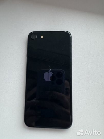 iPhone SE (2022), 128 ГБ