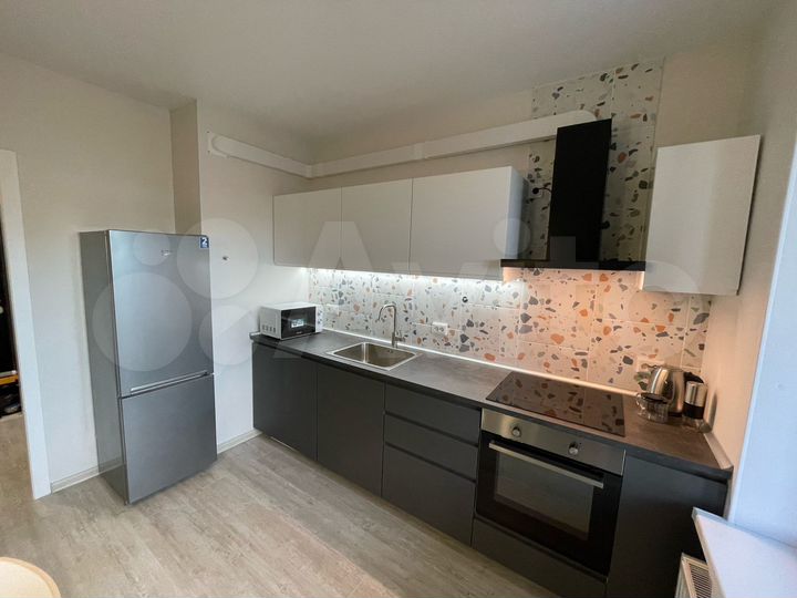 1-к. квартира, 37 м², 8/14 эт.