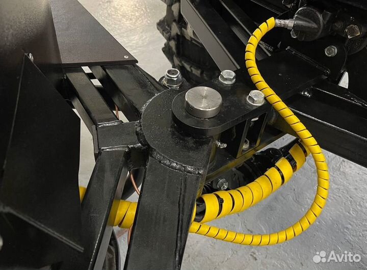 Квадроцикл переломка Ермак (Снегоболотоход)