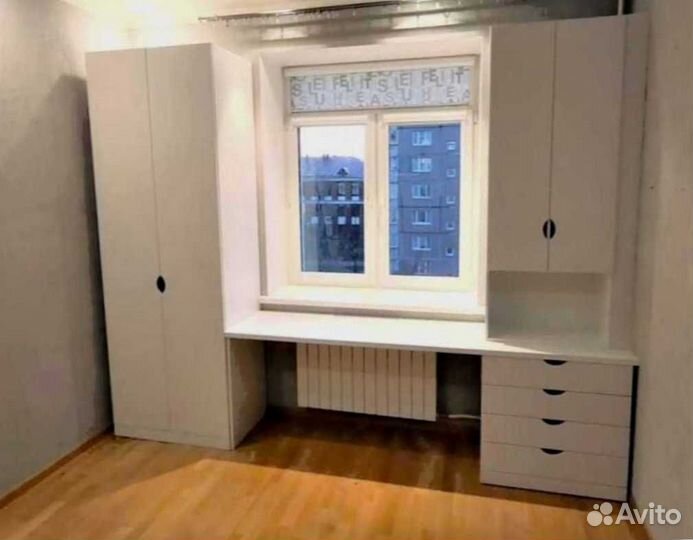 Рабочая зона у окна