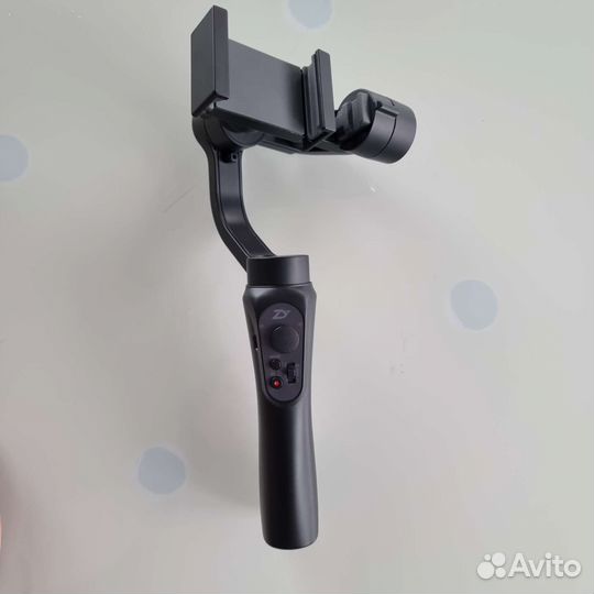 Стабилизатор zhiyun smooth q