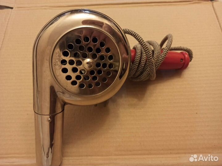 Немецкий фен Omega