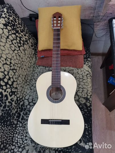 Классическая гитара Cort AC 100 SG